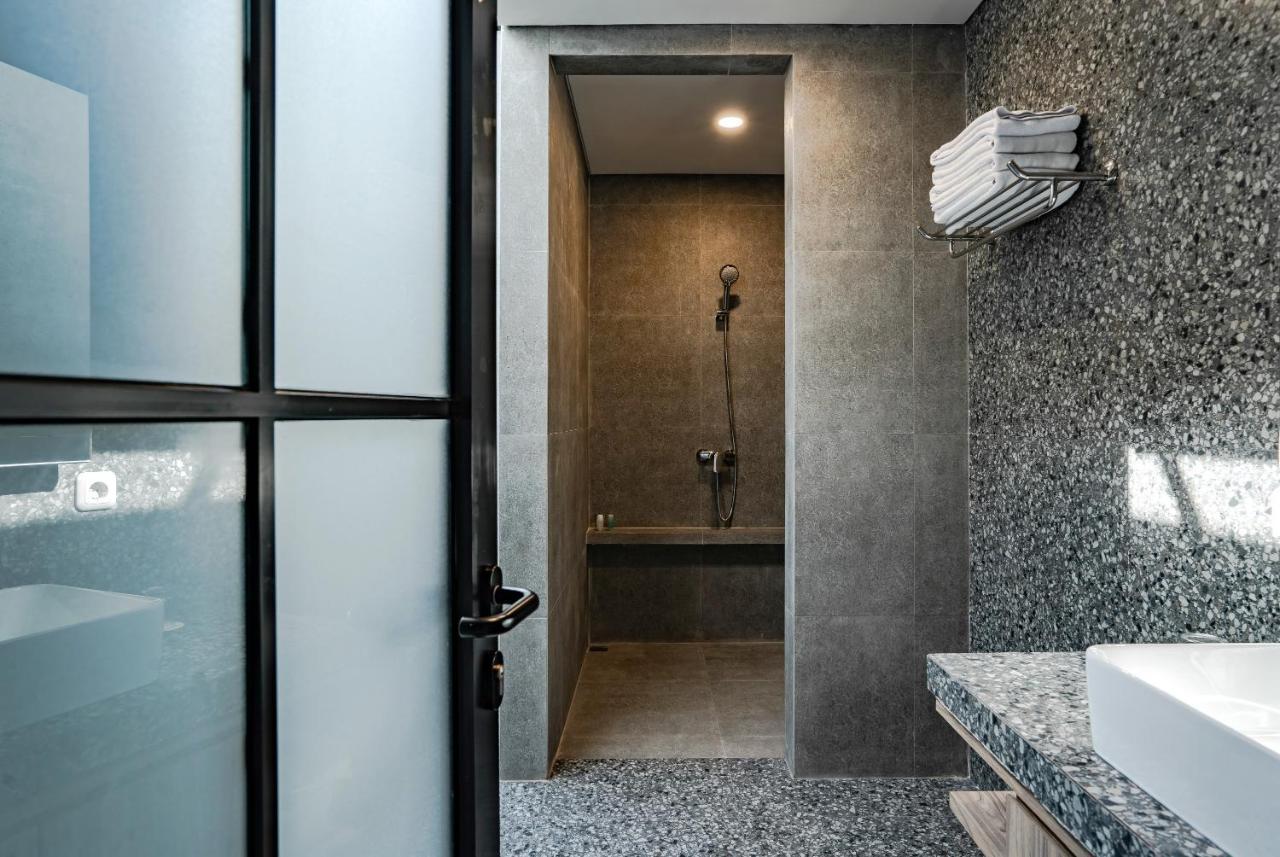 Loa Living Solo Baru Grogol Exterior foto